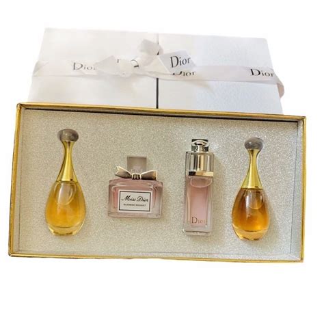 mini parfum set dior|aftershave mini gift sets.